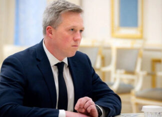 Военный дипломат: как министр армии США стал ключевым переговорщиком по Украине