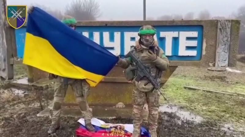 Терноватое под контролем ВСУ: украинские бойцы показали видео из поселка