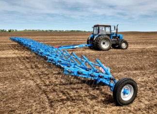 Критический дефицит техники: почему российские фермеры рискуют остаться без урожая