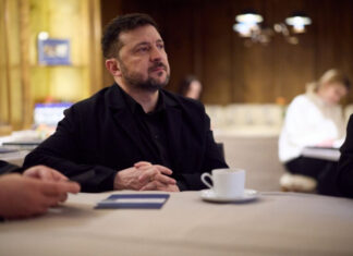 Зеленский потребовал от Запада тотальной депортации россиян: громкий призыв в интервью Politico