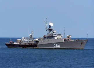 Массированный удар ВСУ: Украинские дроны уничтожили пять боевых кораблей РФ в Новороссийске