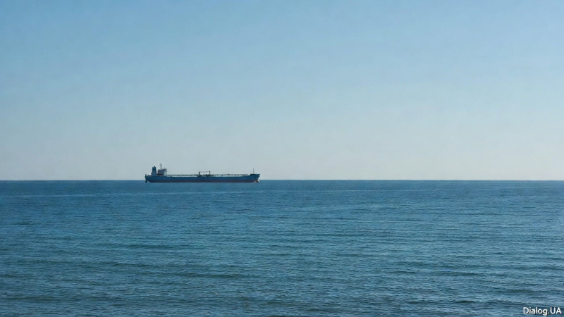 В Черном море атакован нефтяной танкер, следовавший в Новороссийск