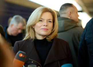 Глава Бундестага Юлия Клекнер прибыла в Киев с дипломатической миссией поддержки