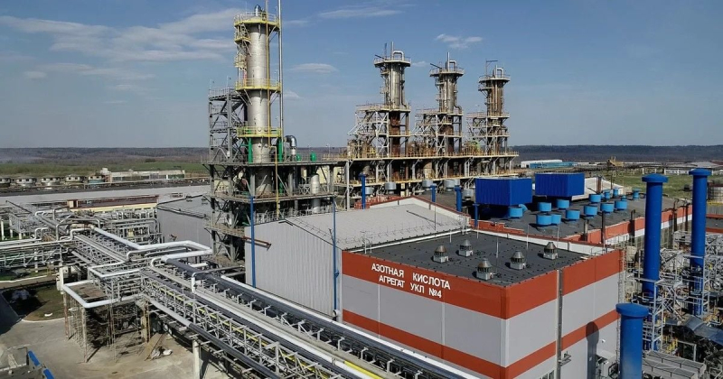 Взрывы на заводе 'Акрон' в Великом Новгороде