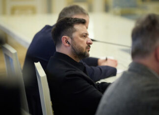 Зеленский раскрыл военные \