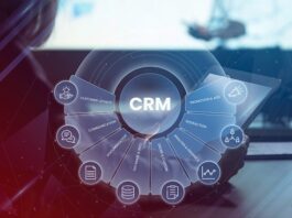 Как CRM-система помогает улучшить B2B продажи и работу с клиентами