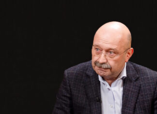Экс-министр финансов раскрыл системные риски милитаризации: почему перевод экономики на военные рельсы приведет к краху