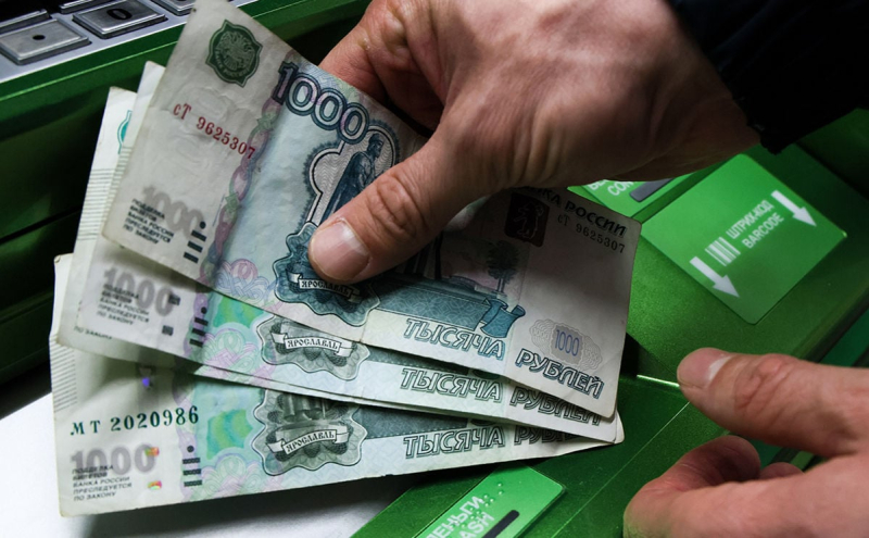 Государственный Сбербанк пытается убедить россиян, что экономика РФ "сохраняет потенциал"