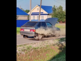 Российские автовладельцы массово жалуются на поломки после заправки бензином «Евро-2» и «Евро-3»