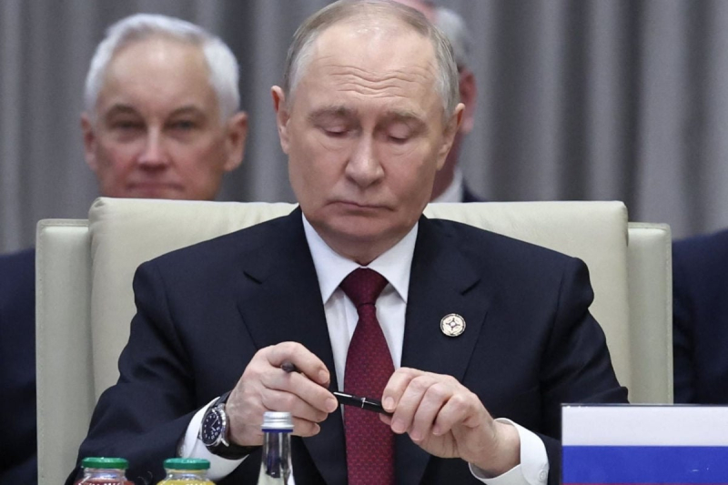 Рэтклифф сделал Путину предложение в Москве: Axios раскрыл детали тайного визита главы ЦРУ