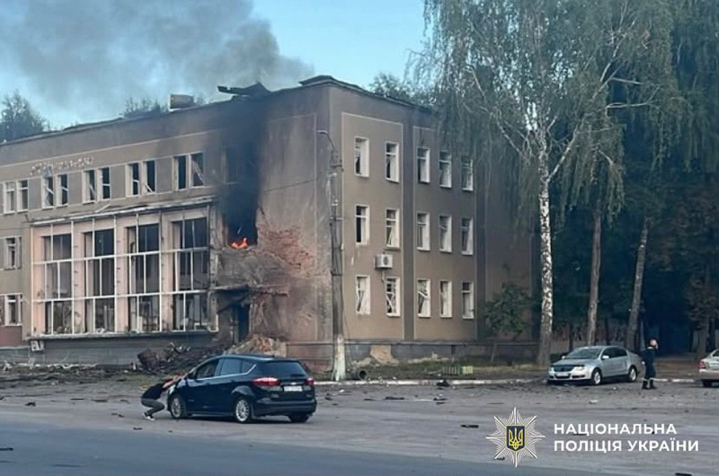 РФ нанесла серию ударов по Украине – погибшие и десятки раненых среди мирных граждан, пожары и разрушения