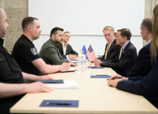 «Санкционная кувалда»: в Конгрессе США раскрыли сроки утверждения жесткого пакета ограничений против экспорта нефти и газа из РФ