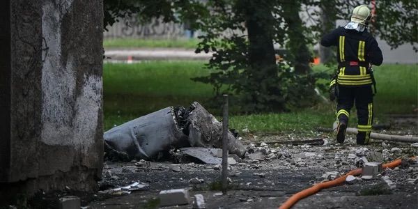 Украина начала проигрывать воздушную войну против РФ – The Economist называет ключевую причину