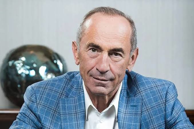 В Армении задержали экс-президента Роберта Кочаряна и его сына