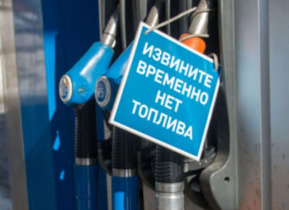 В России машины массово ломаются из-за бензина Евро-2: водители готовят иски