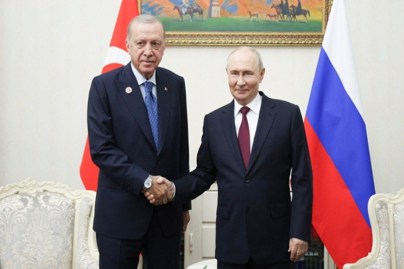 Эрдоган и Путин на саммите ШОС