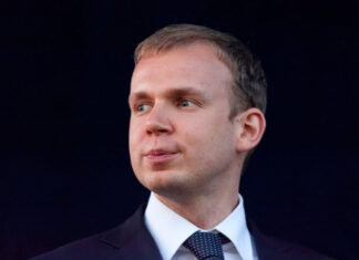 ФСБ отстраняет олигарха Курченко: В России готовят уголовные дела на фоне финансовых скандалов