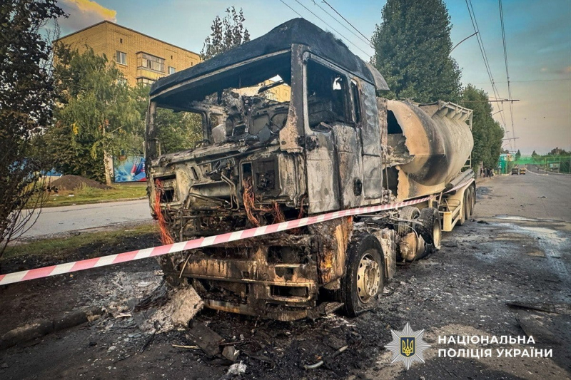 Последствия террора РФ в 7 регионах Украины: бушуют пожары, разрушены жилые дома, есть жертвы