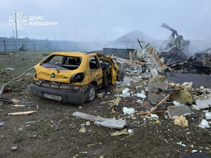 Последствия террора РФ в 7 регионах Украины: бушуют пожары, разрушены жилые дома, есть жертвы