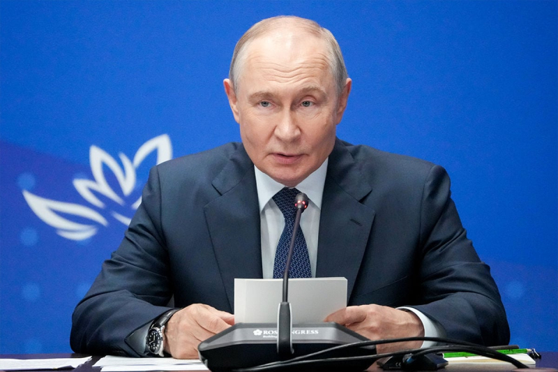 Путин призвал не экономить бюджет РФ, предложив взамен альтернативу