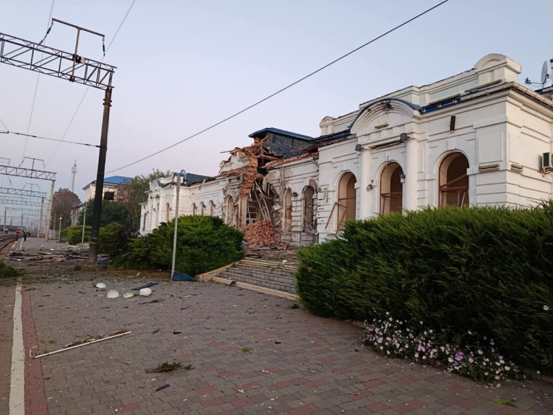 РФ атаковала ж/д объекты в Харьковской области, Киеве и других регионах – "Укрзалізниця" меняет маршруты