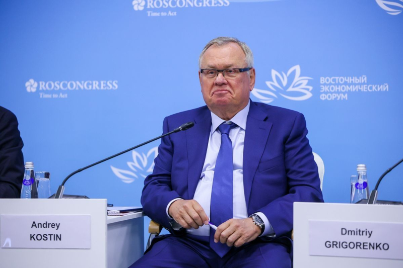 Глава ВТБ Андрей Костин