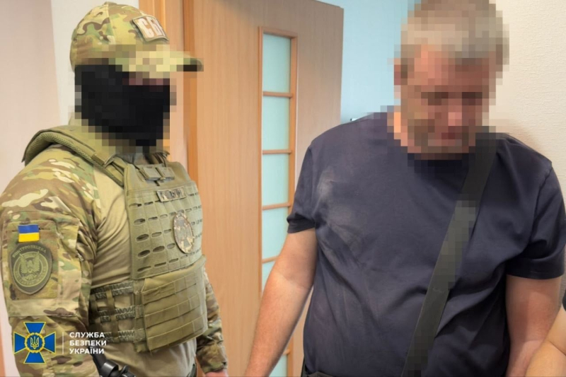 СБУ задержала клирика, блогера, работника оборонного предприятия и лаборантку за кремлевскую пропаганду