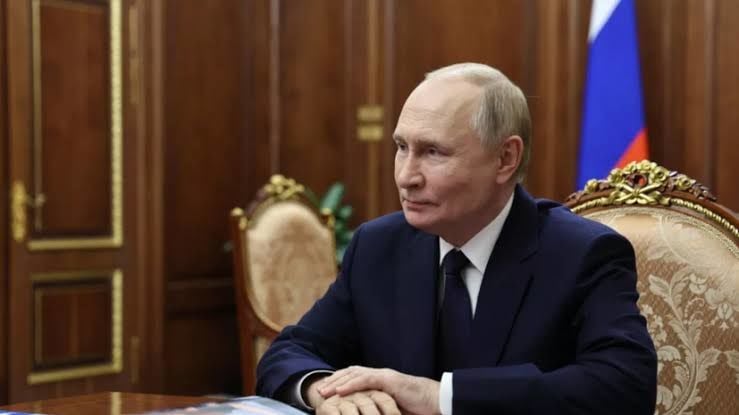 Кремль опроверг слухи об отмене встречи Путина с главой ЦРУ Рэтклиффом