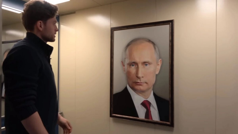 В России нарастает подпольный бунт против Путина: его портреты срывают, а агитацию "ЕР" рвут на части