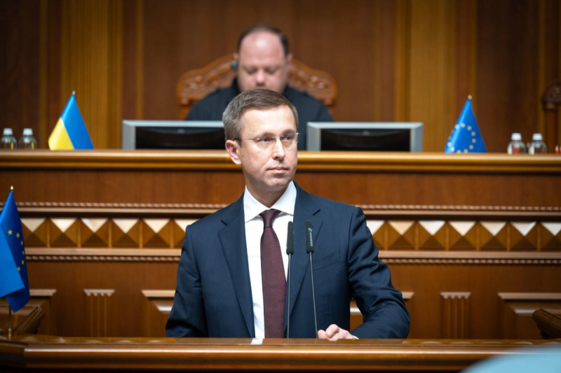 В Украине появится приложение на базе "Дії" о воздушной угрозе, движении БПЛА и ракет – премьер Корецкий