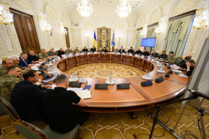 Зеленский собрал Ставку из-за ПВО: Украина готовит ответ на наращивание атак РФ