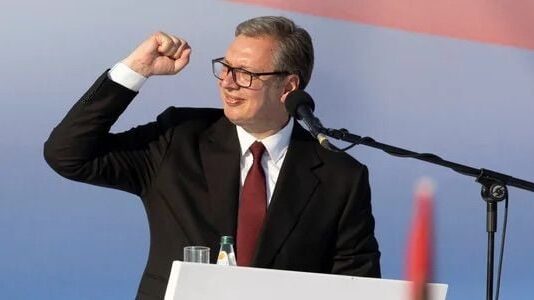 Сербская оппозиция перехватывает парламент: что означает победа «Студенческого списка» для отношений с Россией и будущего Вучича