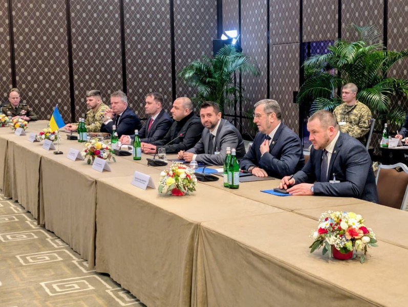 Делегация Украины досрочно покинула США во время переговоров в Майями – СМИ