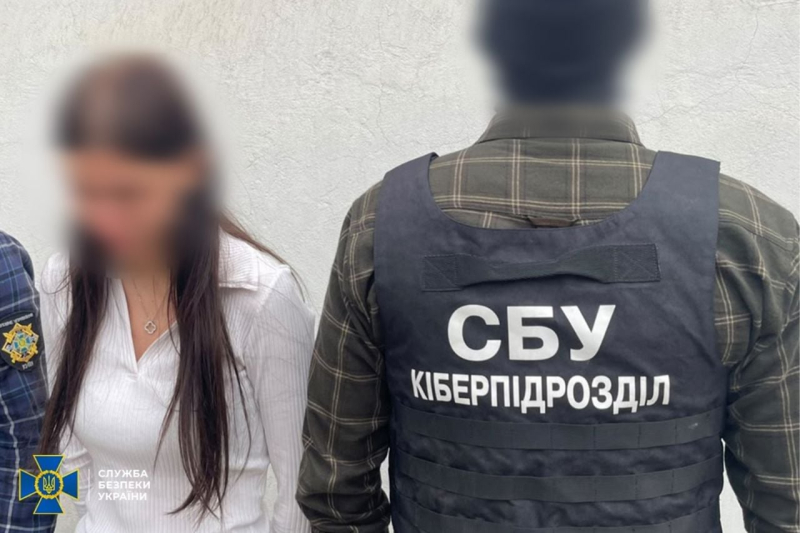 ФСБ планировала атаку на портовую инфраструктуру и объекты Нацгвардии в Одессе – СБУ задержала наводчицу