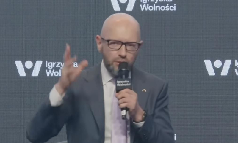 Яценюк предупредил украинцев о самой тяжелой зиме и раскрыл настоящие планы Путина