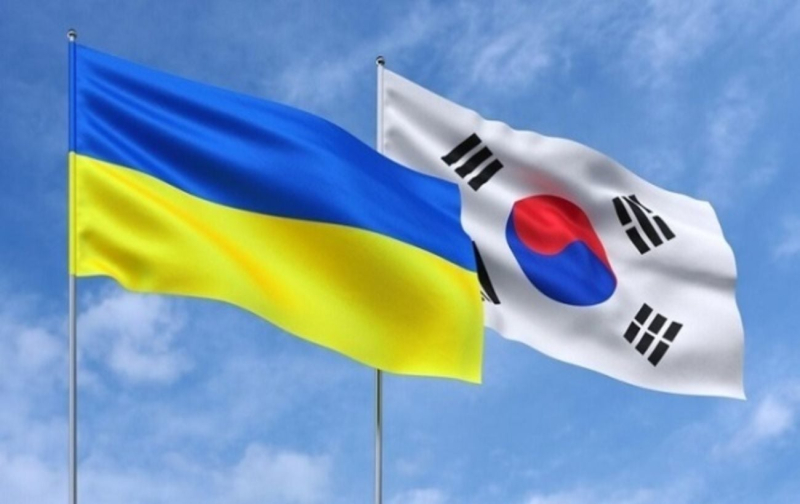 Южная Корея отзывает часть сотрудников посольства из Украины: названы две причины