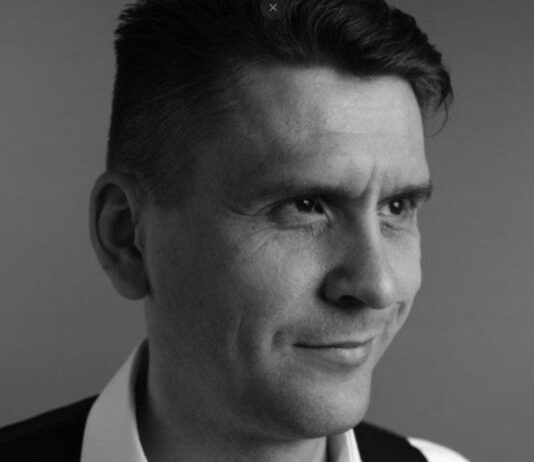 Скандал Киев-Сеул: Эксперт раскрывает, почему Южная Корея — не союзник, а «троянский конь на юанях»