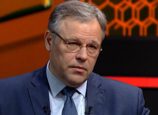 Кремль открестился от влияния перемирия в Олешках на политические переговоры: что стоит за гуманитарной паузой?