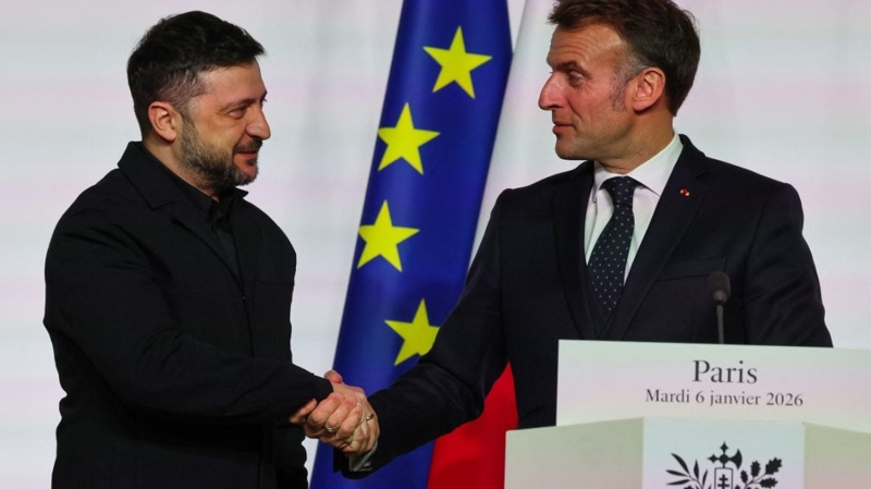 Макрон пообещал, что Европа рассмотрит просьбу Зеленского о 70 млрд евро для Украины