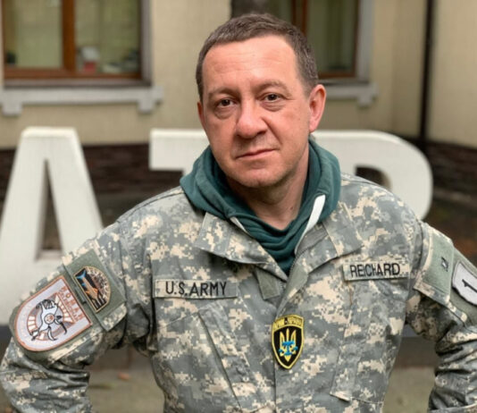 IT-журналист Айдер Муждабаев: Путин мечтает о мировом господстве, но боится и уважает Украину