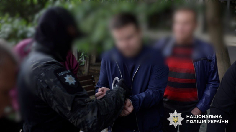 Представлялся сотрудником НАБУ и выманил у предпринимателя почти 0 тысяч: в Киеве задержали мошенника