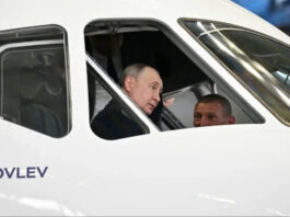 Инцидент в небе: Дрон ВСУ вынудил самолет Путина изменить курс и отложить посадку в Москве