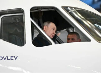 Инцидент в небе: Дрон ВСУ вынудил самолет Путина изменить курс и отложить посадку в Москве