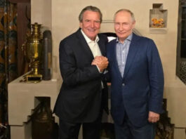 Кремль раскрыл детали «случайной» встречи Путина и Шредера в день рождения президента