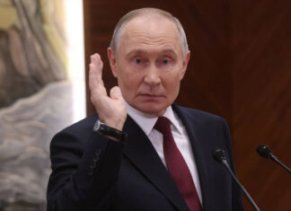 Кремль в конфузе: Путин не смог цитировать Тютчева и запутал мысль об элите