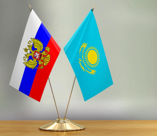 Россотрудничество вызвало скандал в Казахстане: российская пропаганда проникла в алматинскую школу