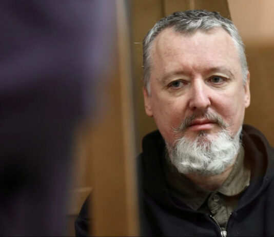 Стрелков: Российские войска откатываются, БПЛА ВСУ доминируют в воздухе