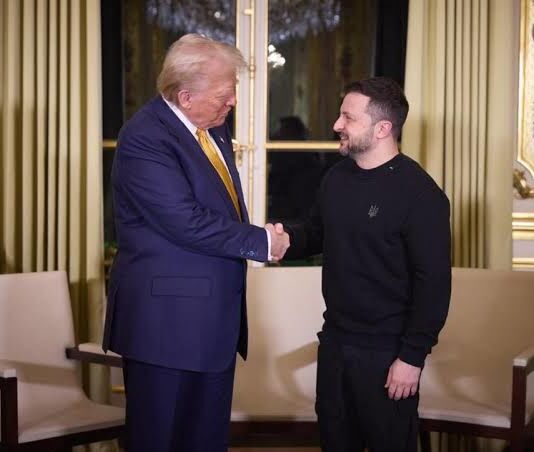 Трамп обещает прорыв: саммит Путин-Зеленский ‘в ближайшее время’ на фоне противоречивых сигналов