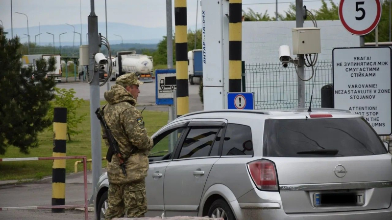 Украина хочет изменить правила пересечения границы: что обсуждают с соседними странами