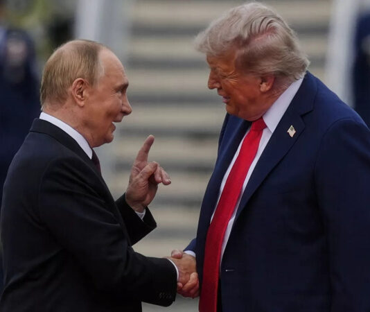 Le Monde: Как уступки Трампа по санкциям могут подтолкнуть Путина к эскалации конфликта на Украине